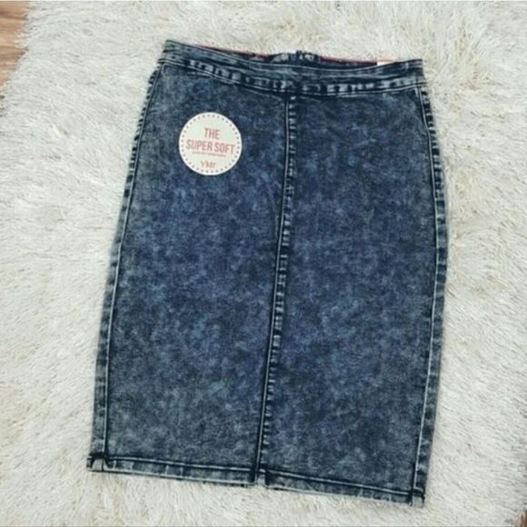 YMI Women's Pencil Skirt Super Soft Denim Bleach Wash - Picture 1 of 4